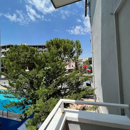 Ξενοδοχείο με διαμερίσματα Yagmur Ντιντίμ
